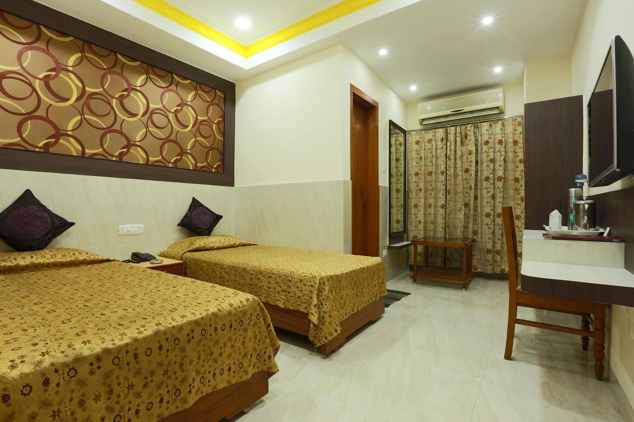 גווהטי Hotel Sunview International מראה חיצוני תמונה